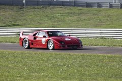 2400152-sports-car-ferrari-pirelli-p-zero-corsa-system_e777e396-7d0f-405b-91e8-9b9149fc5cd8