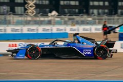 24027-MaseratiMSGRacing-Berline-Prix-Race1