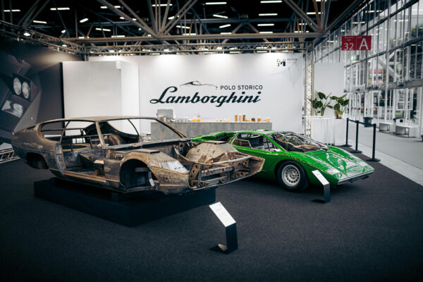 Lamborghini Espada e Countach protagoniste di Auto e Moto d’Epoca Bologna
