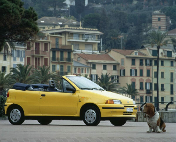 Heritage celebra i 30 anni della mitica Fiat Punto
