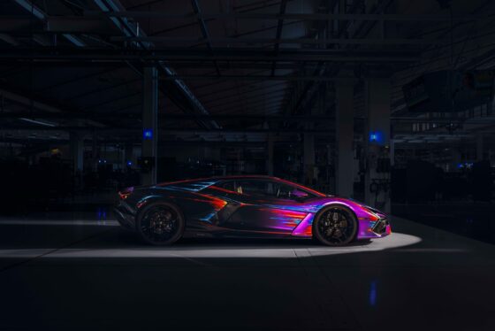 La one-off Lamborghini Revuelto “Opera Unica” debutta in occasione di Art Basel Miami Beach 2023