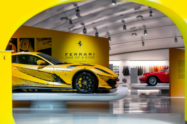 Al Museo Enzo Ferrari di Modena apre “Ferrari One Of A Kind”, la nuova mostra dedicata al mondo esclusivo delle personalizzazioni.