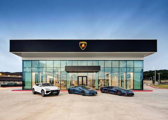 Automobili Lamborghini inaugura uno showroom in Texas a San Antonio